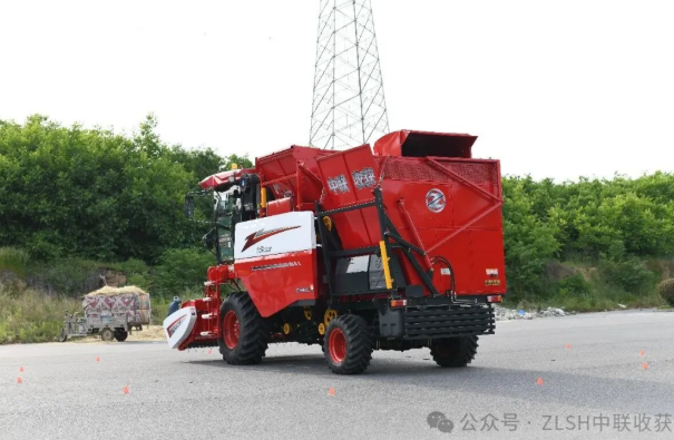 Master Xu from Runan, Zhumadian: Local Harvesting Specialist – Reliable Farm Machinery Is the Solid Foundation of Profits(图1) image.png